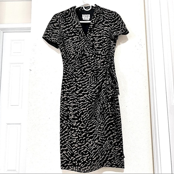 VTG DAVID WARREN Tiger prints front wrapped sheath mini dress womens size 4P - Picture 1 of 10